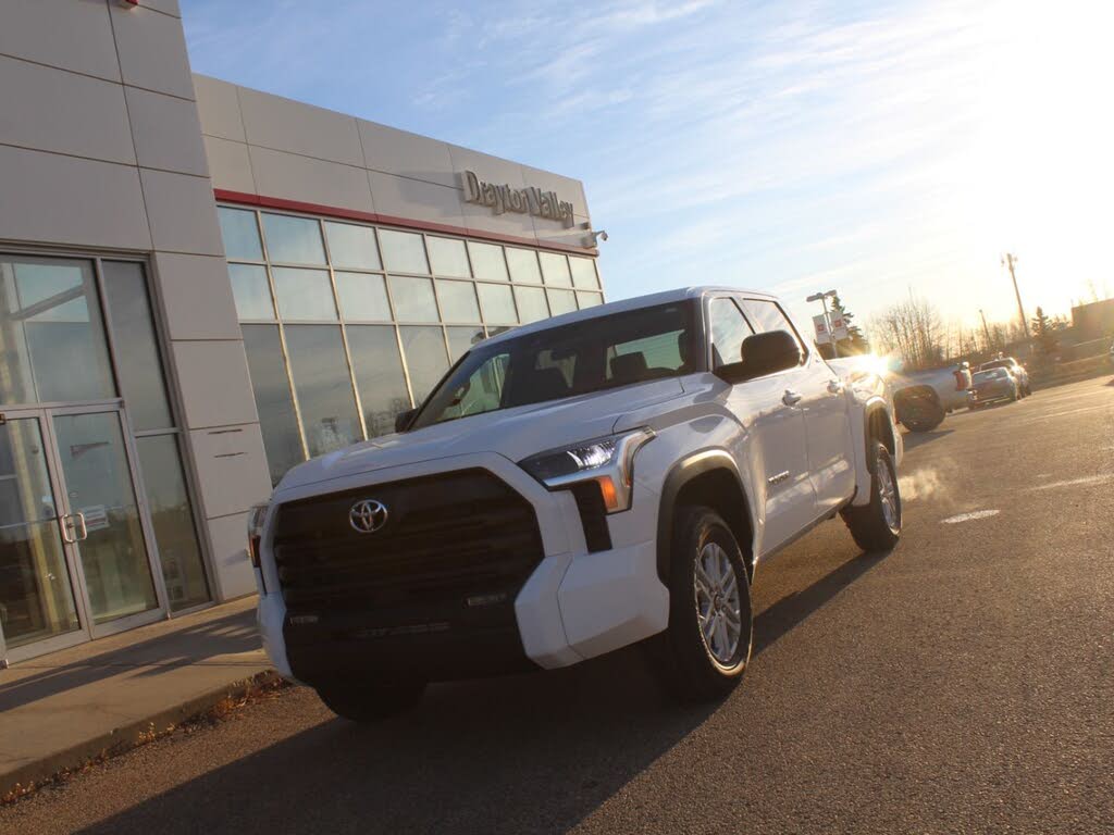 2026 Toyota Tundra SR5 CrewMax Cab 4WD