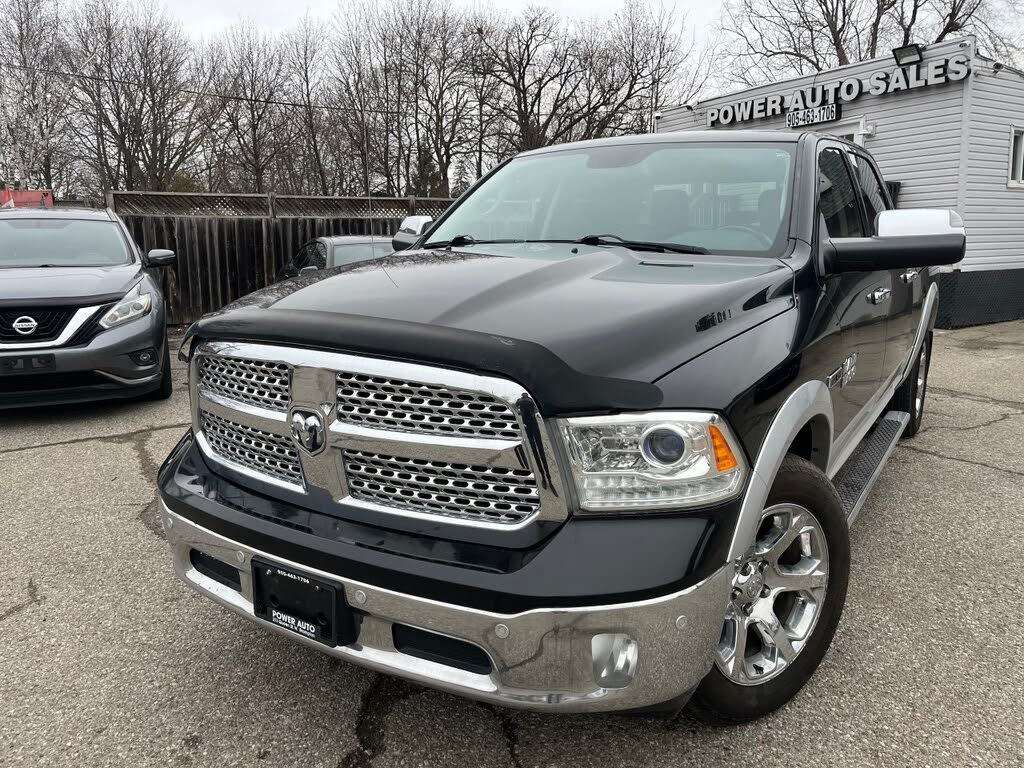 2015 RAM 1500 Laramie Crew Cab 4WD