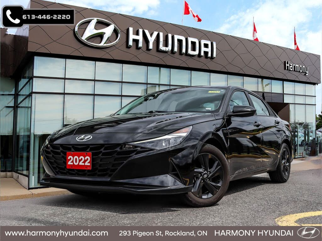 Hyundai Elantra Preferred FWD 2022