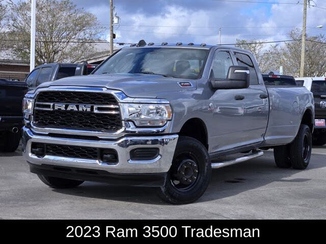 2023 RAM 3500 Tradesman Crew Cab LB DRW 4WD