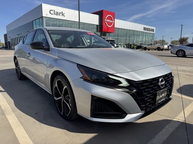 2024 Nissan Altima 2.5 SR FWD