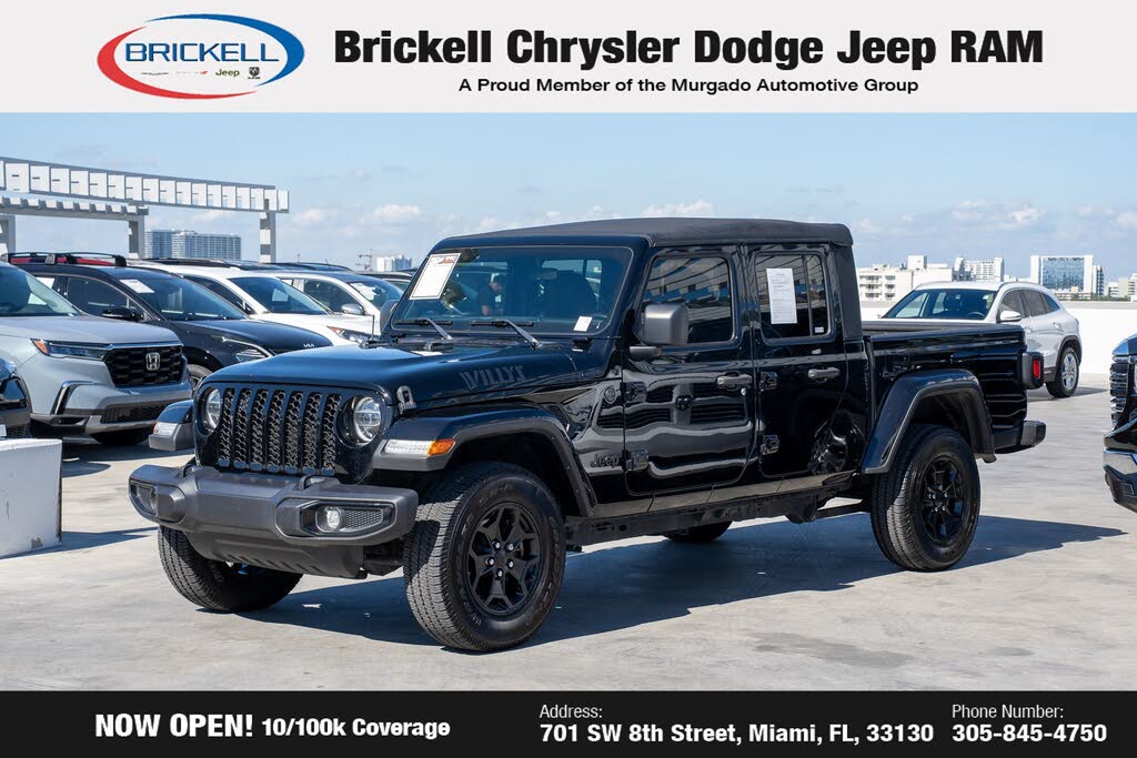 2022 Jeep Gladiator Willys Crew Cab 4WD