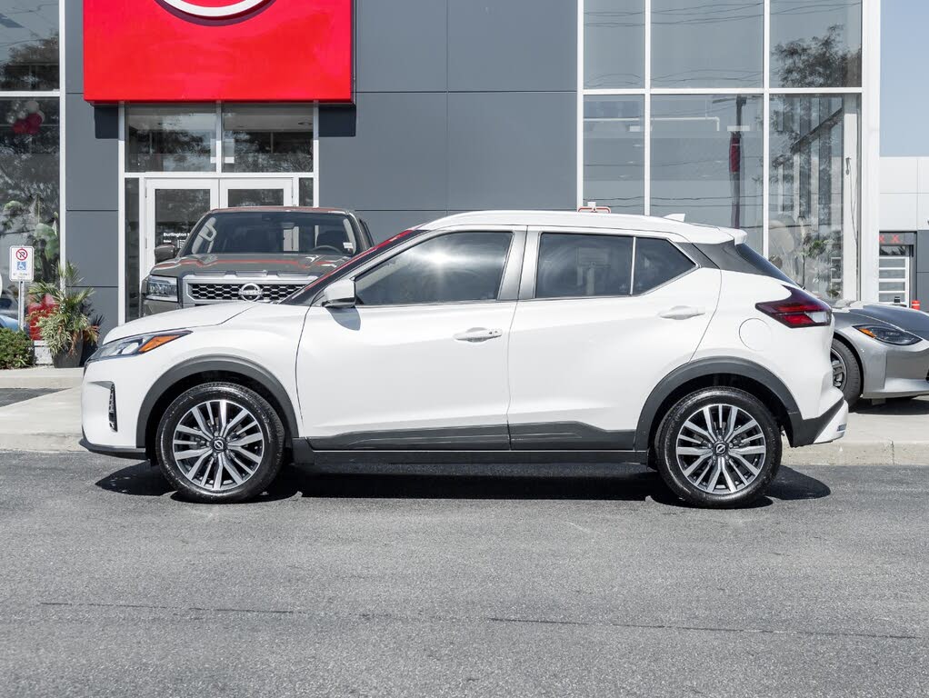2023 Nissan Kicks SV FWD