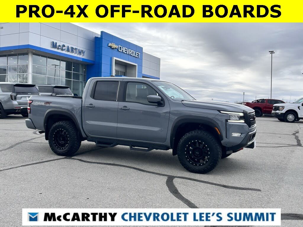 2024 Nissan Frontier PRO-4X Crew Cab 4WD