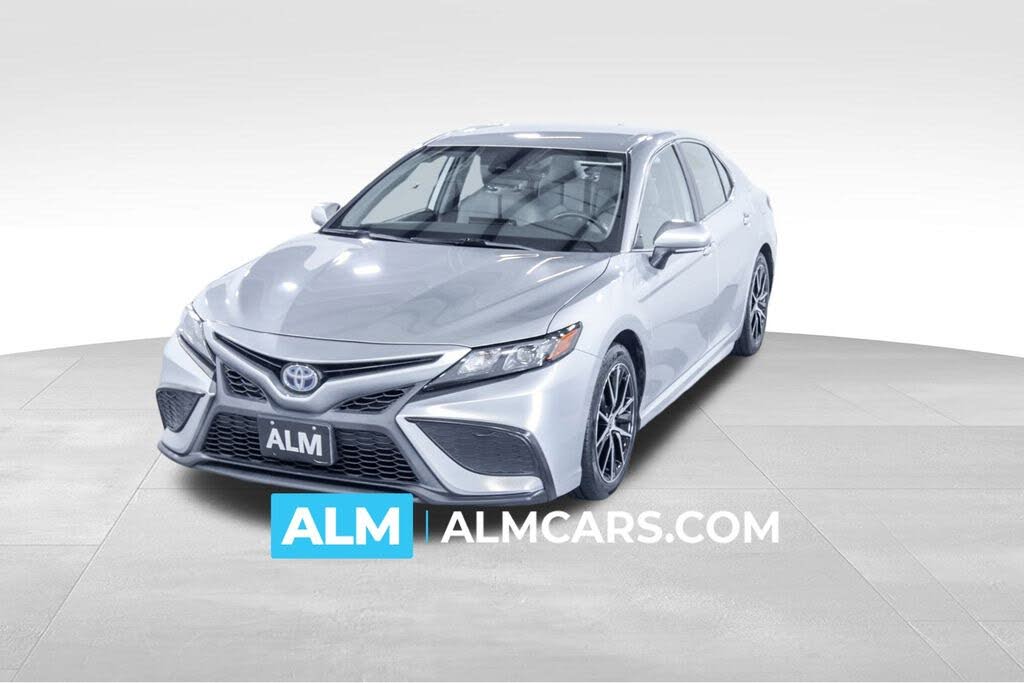 2022 Toyota Camry Hybrid SE FWD