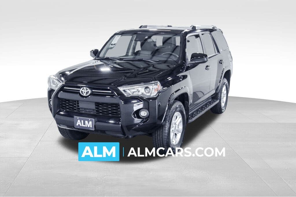 2024 Toyota 4Runner SR5 4WD
