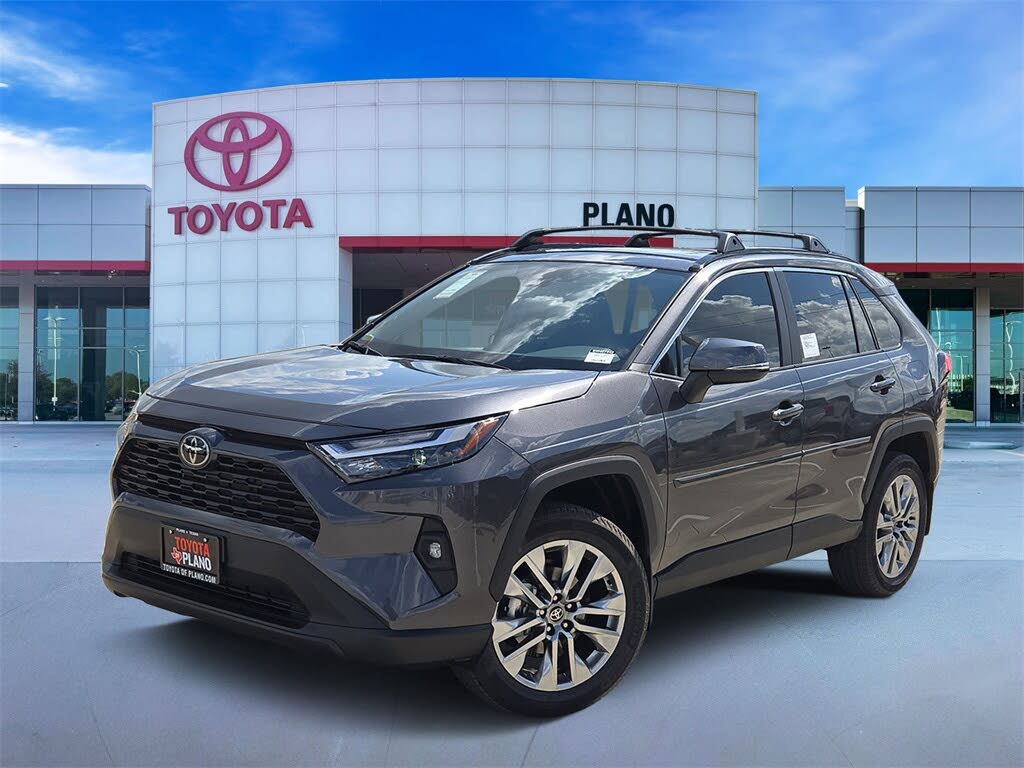 2025 Toyota RAV4 XLE Premium FWD