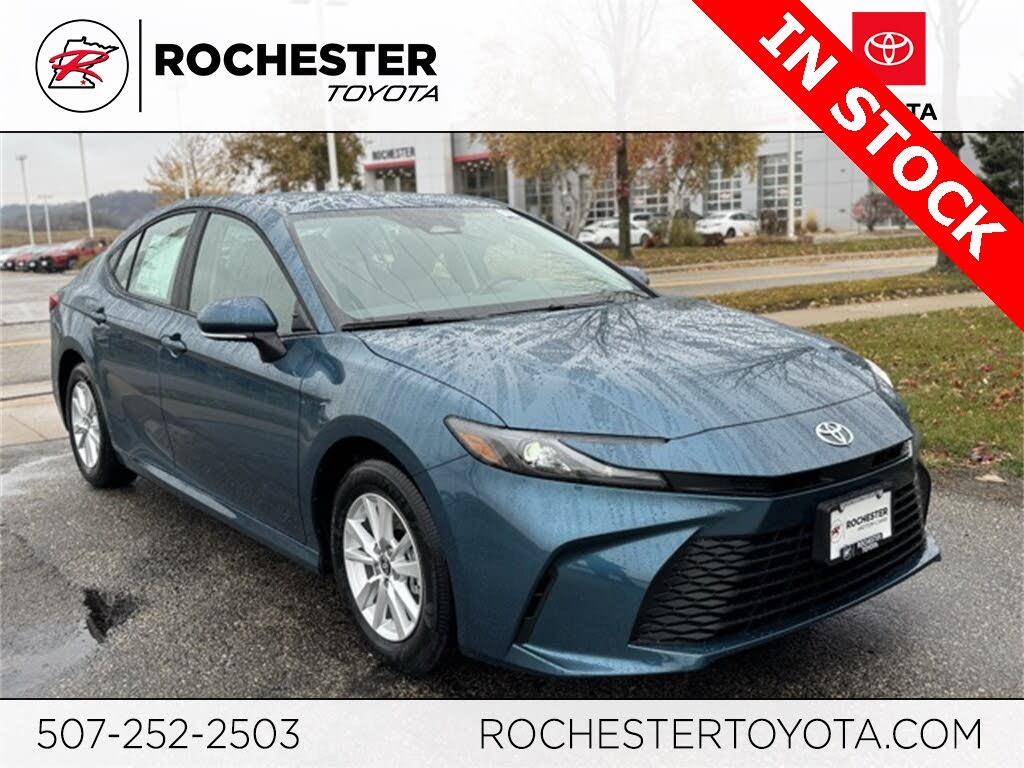 2026 Toyota Camry LE FWD