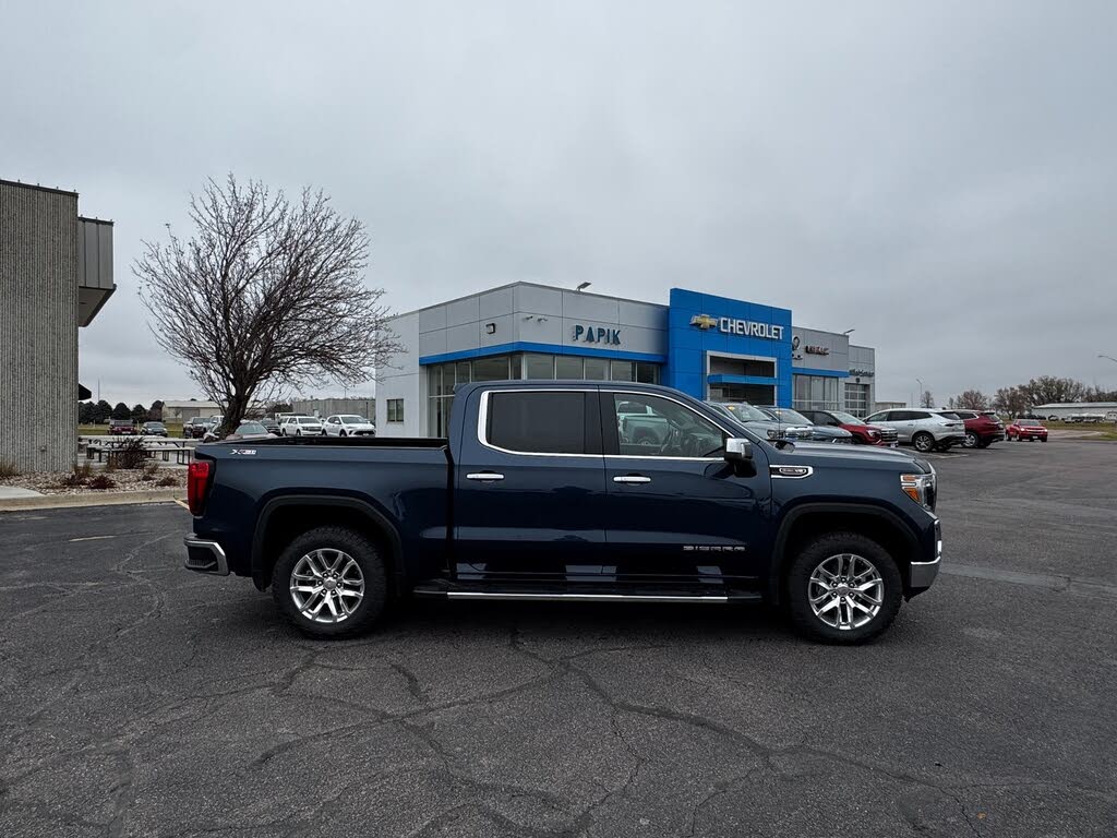 2020 GMC Sierra 1500 SLT Crew Cab 4WD