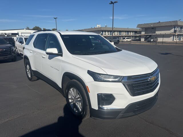 2022 Chevrolet Traverse LT Cloth FWD