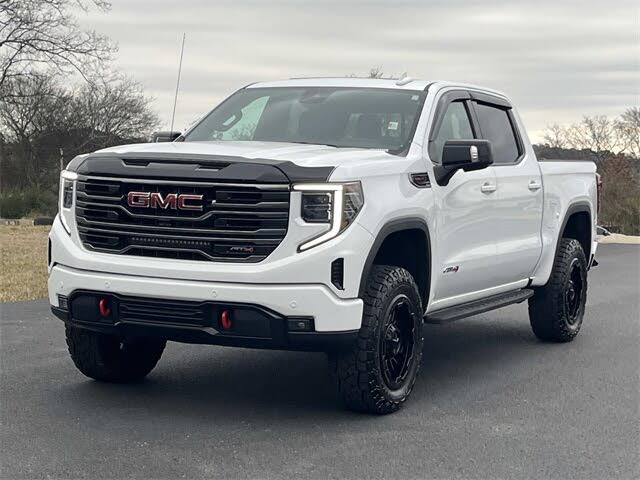 2025 GMC Sierra 1500 AT4 Crew Cab 4WD