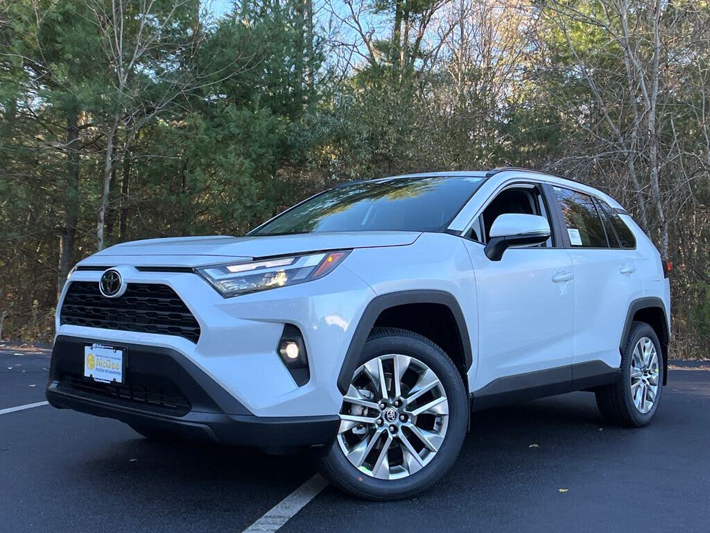 2025 Toyota RAV4 XLE Premium AWD
