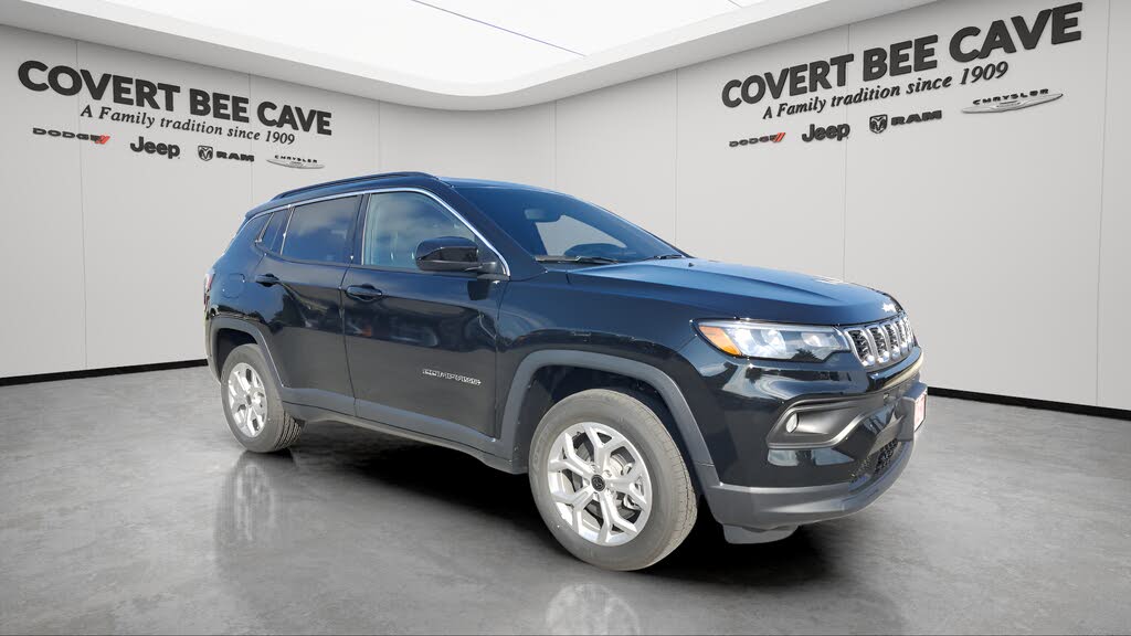 2026 Jeep Compass Latitude 4WD