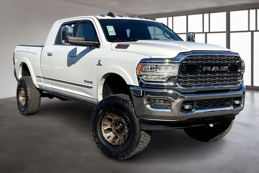 2022 RAM 3500 Limited Mega Cab 4WD