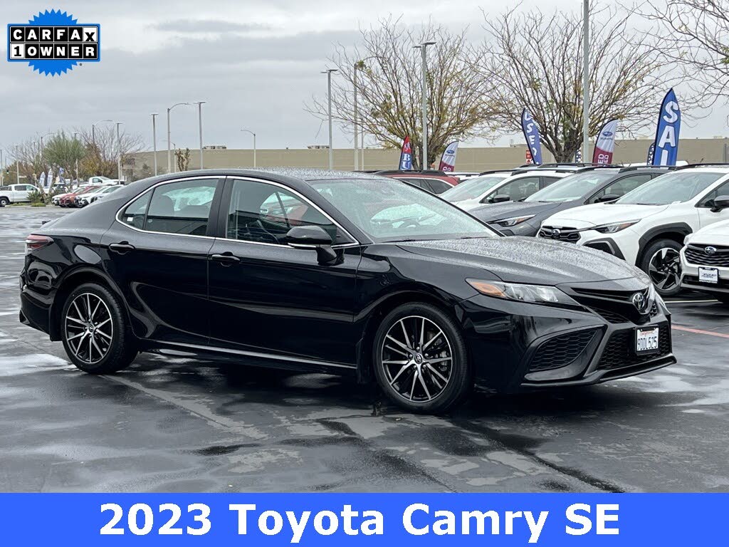 2023 Toyota Camry SE FWD