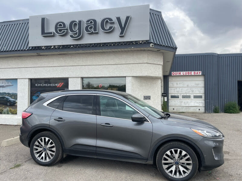 Ford Escape Titanium AWD 2021