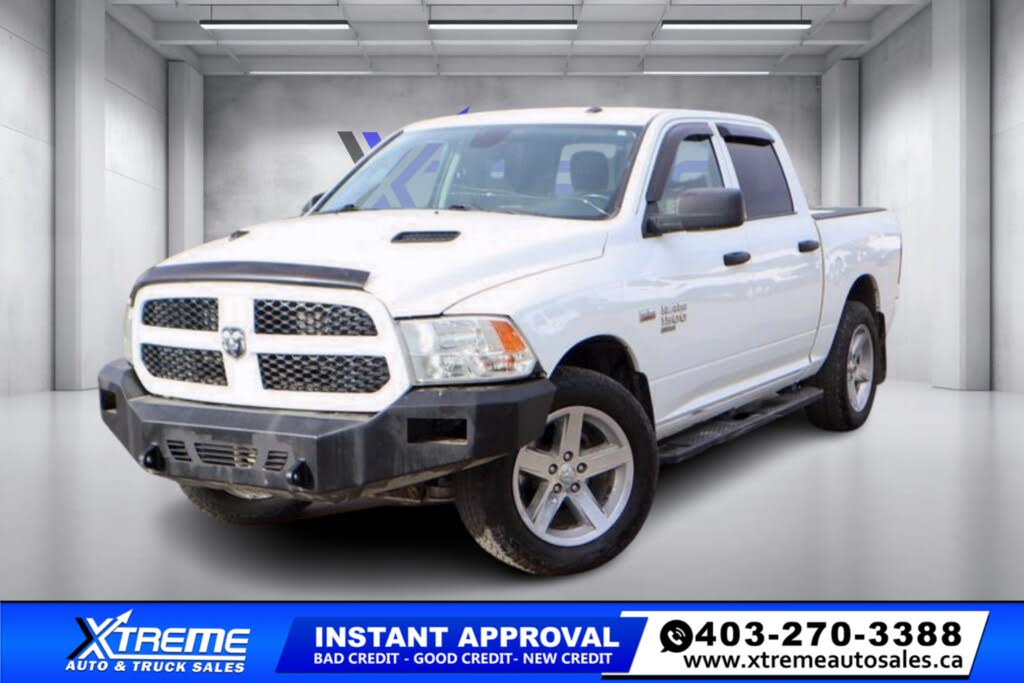 RAM 1500 Classic Express Crew Cab 4WD 2021