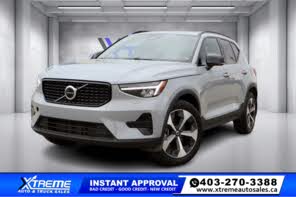 Volvo XC40 B5 Core Bright Theme AWD