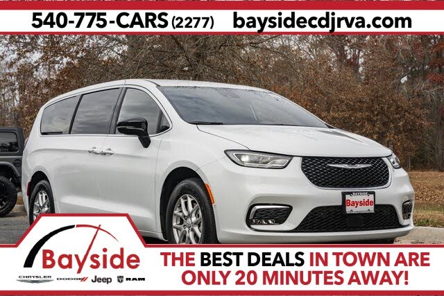 2026 Chrysler Pacifica Select FWD