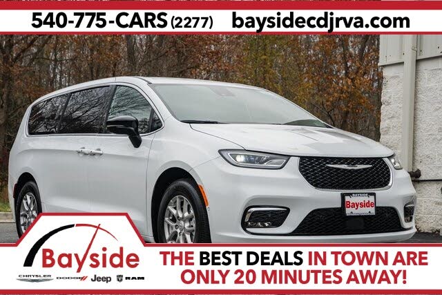 2026 Chrysler Pacifica Select FWD