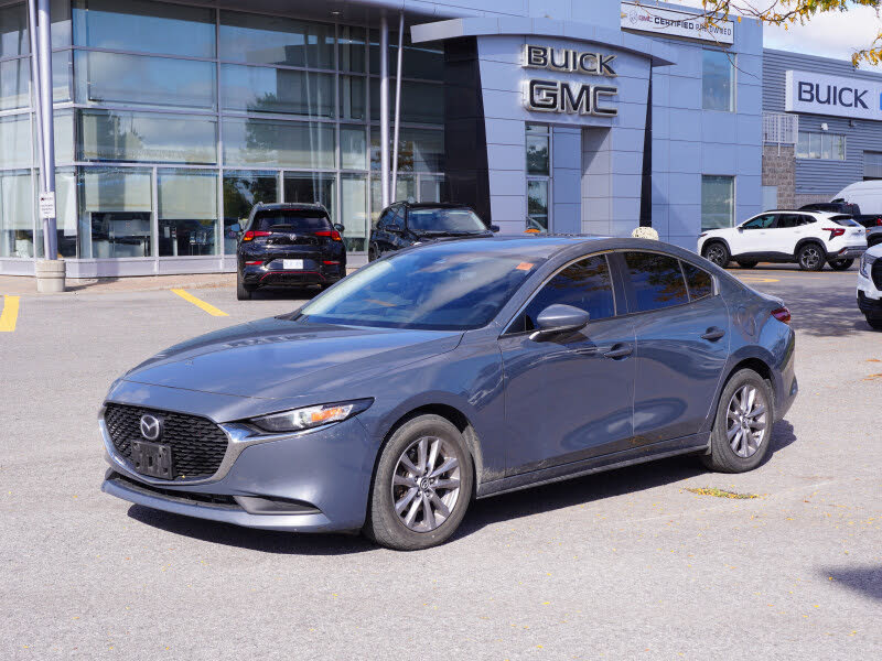 2022 Mazda MAZDA3 Preferred Sedan FWD