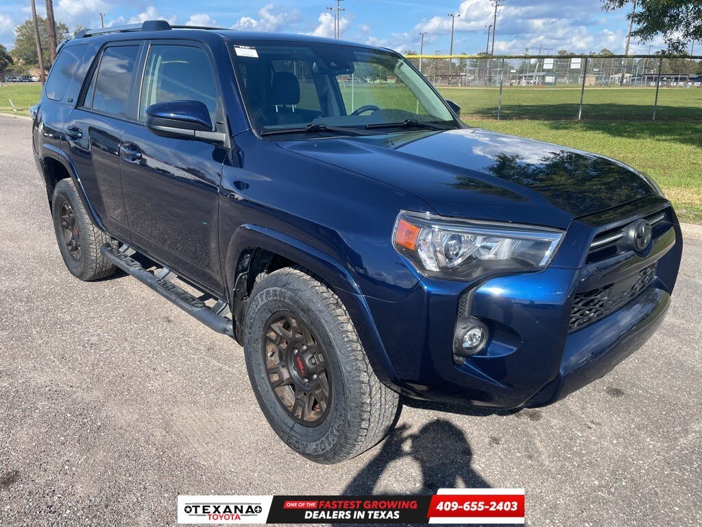 2022 Toyota 4Runner SR5 RWD