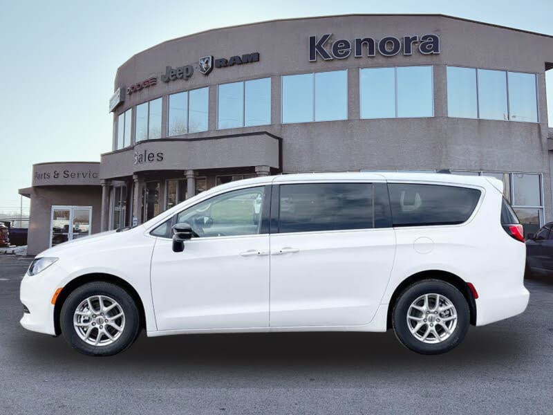 2024 Chrysler Grand Caravan SXT FWD