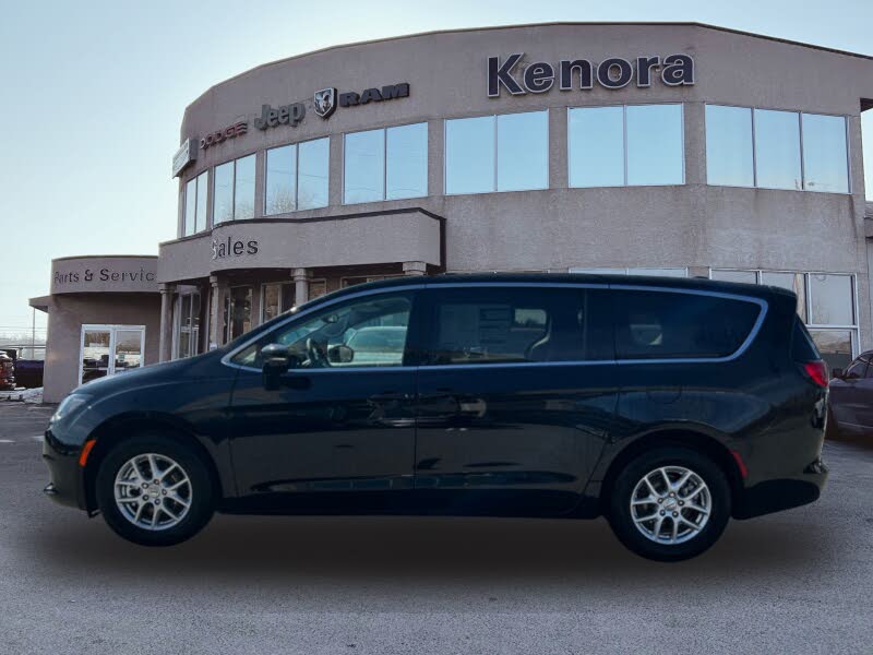 2024 Chrysler Grand Caravan SXT FWD