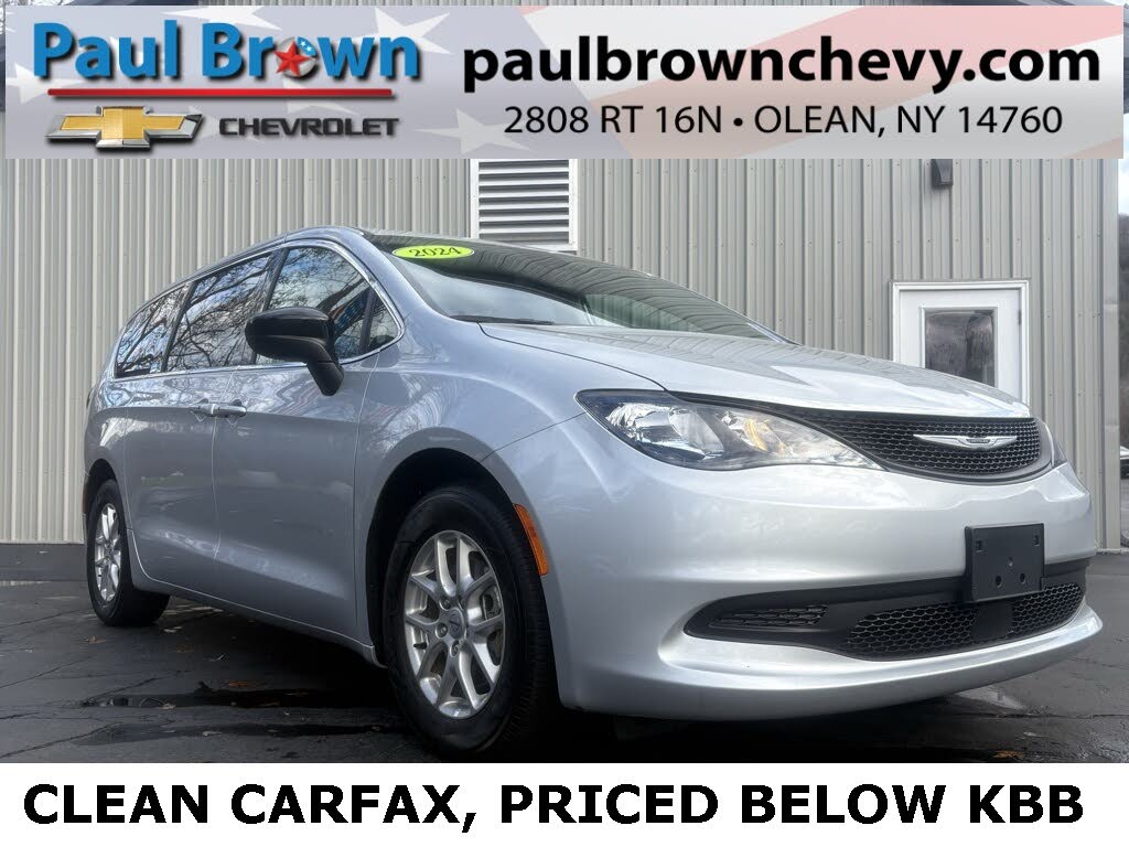 2024 Chrysler Voyager LX FWD