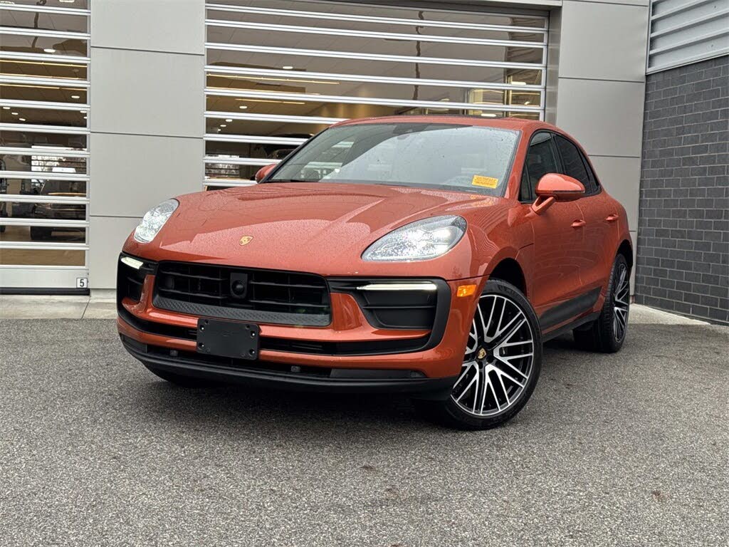2024 Porsche Macan AWD