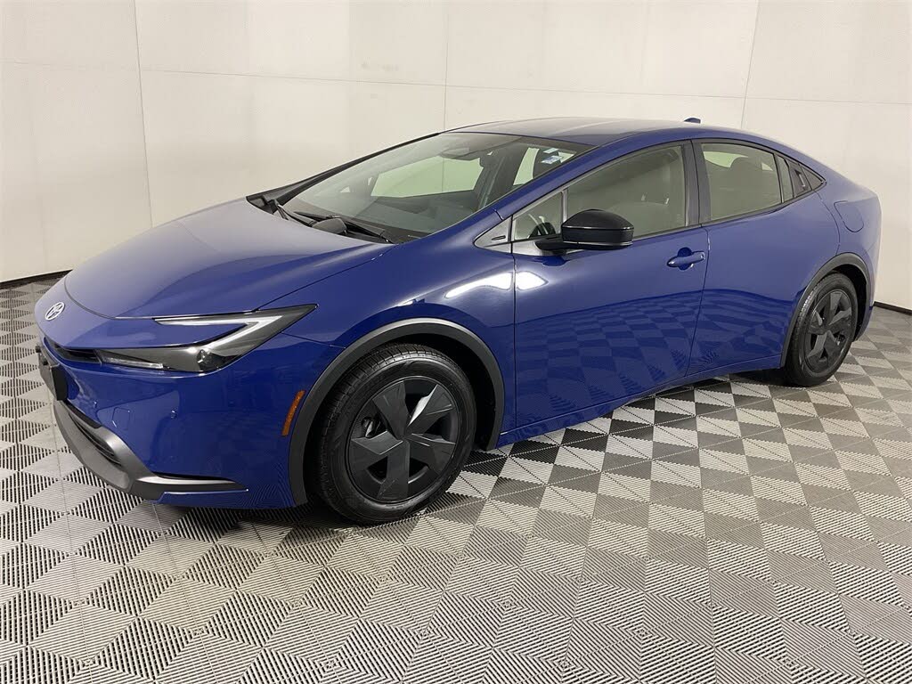 2024 Toyota Prius LE FWD