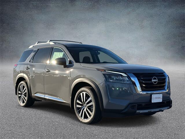 2025 Nissan Pathfinder Platinum 4WD