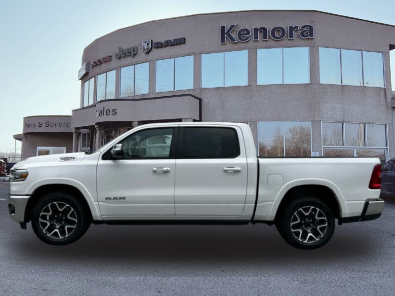 2025 RAM 1500 Laramie Crew Cab 4WD