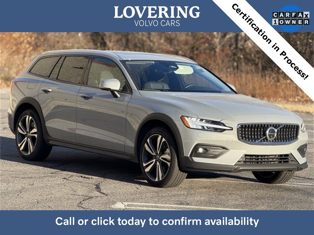 2025 Volvo V60 Cross Country B5 Plus AWD