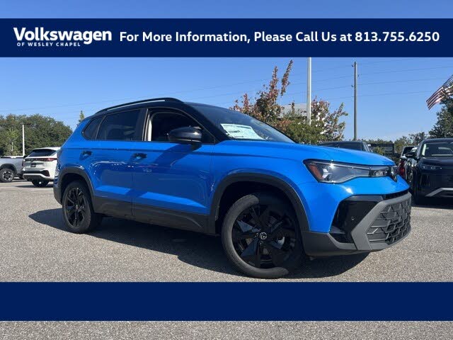 2026 Volkswagen Taos SE Black FWD