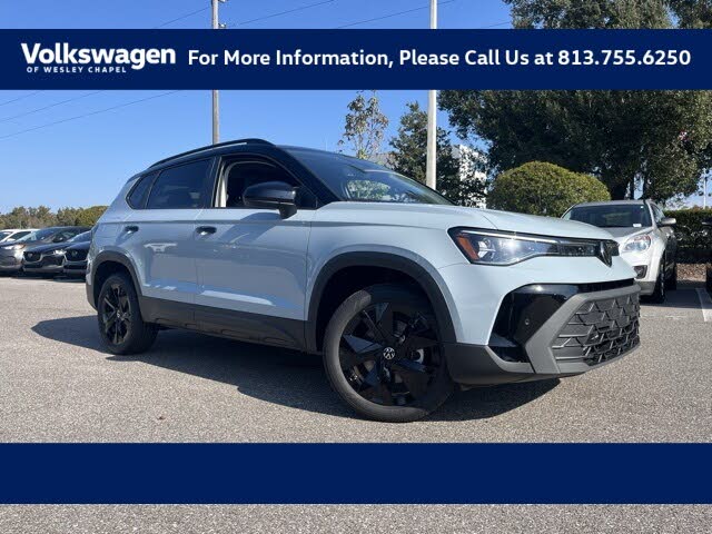 2026 Volkswagen Taos SE Black FWD