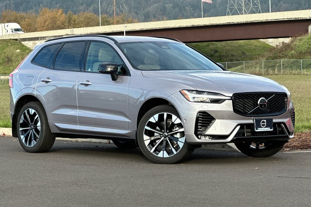 2026 Volvo XC60 B5 Plus AWD