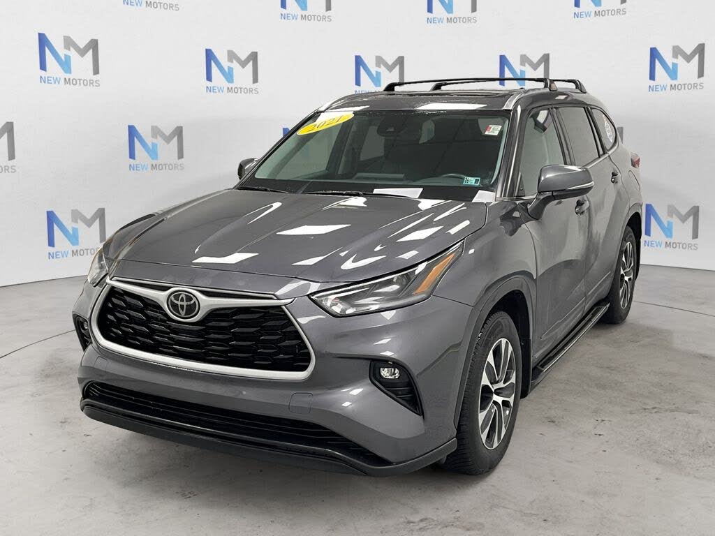 2021 Toyota Highlander XLE FWD