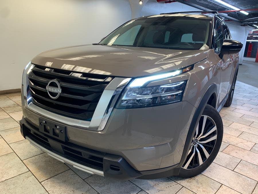 2023 Nissan Pathfinder Platinum 4WD