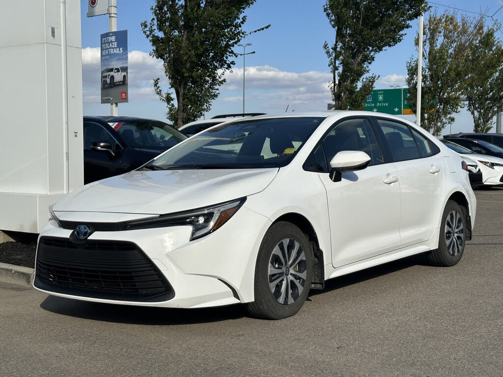 2024 Toyota Corolla Hybrid LE FWD