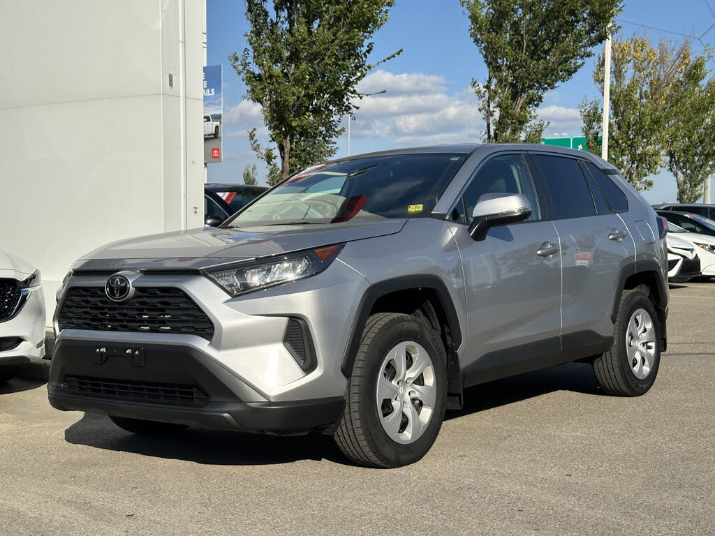 2024 Toyota RAV4 LE AWD