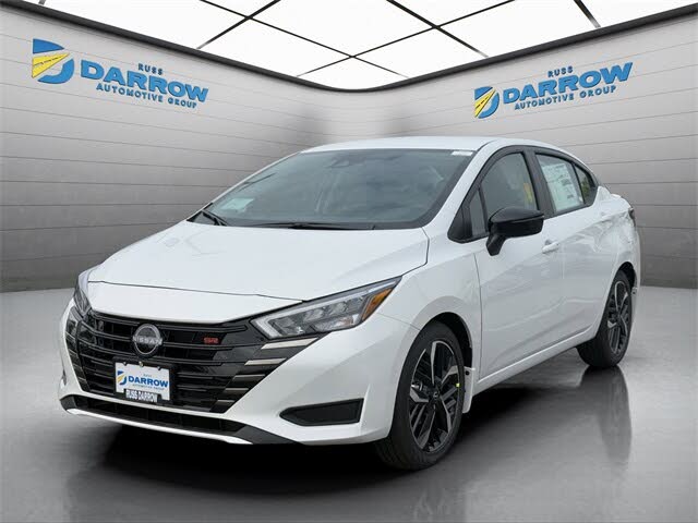 2025 Nissan Versa SR FWD