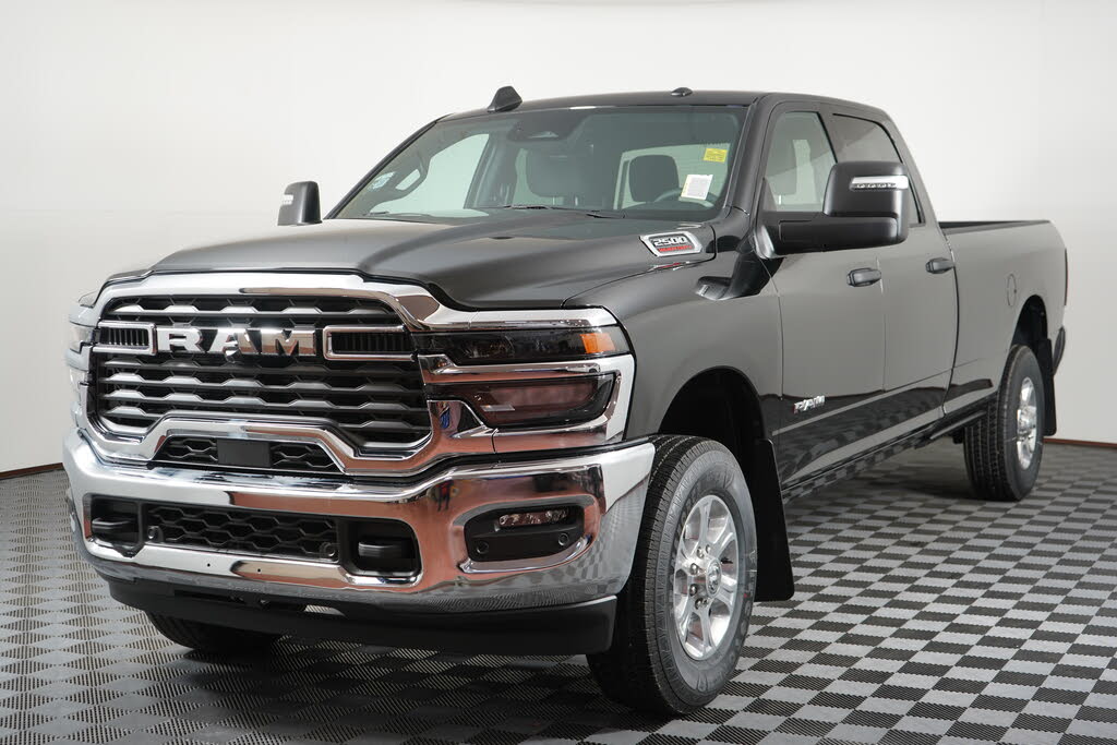 2026 RAM 2500 Big Horn Crew Cab LB 4WD