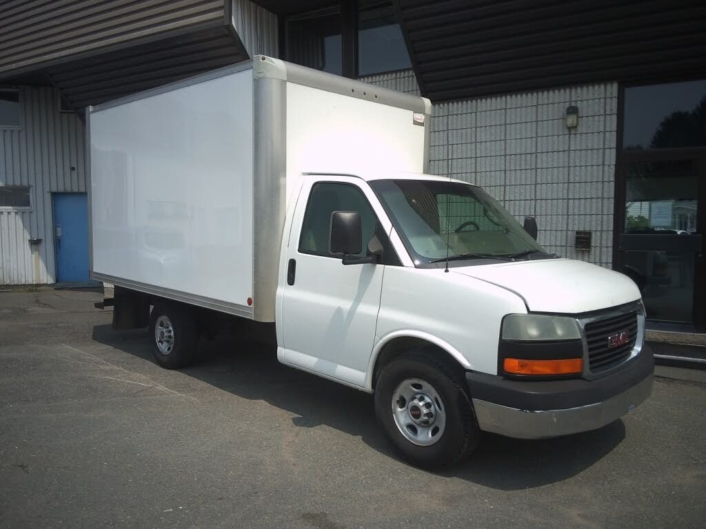 2017 GMC Savana Chassis 3500 139 Cutaway RWD