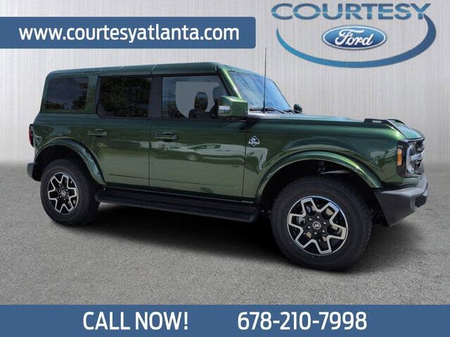 2025 Ford Bronco Outer Banks 4-Door 4WD