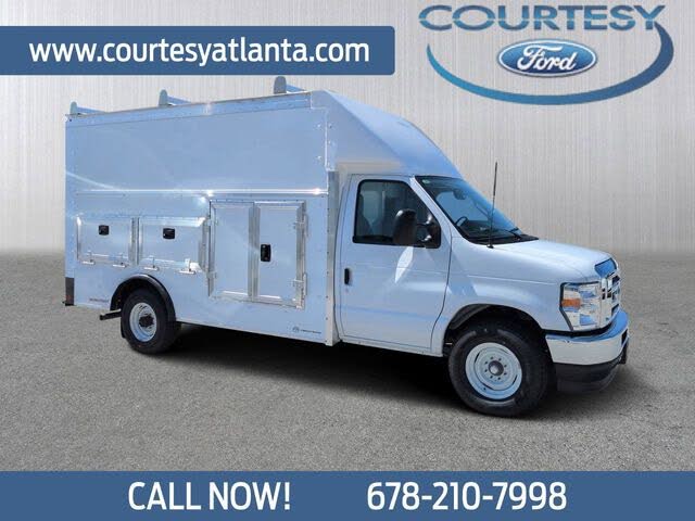 2025 Ford E-Series Chassis E-350 SD Cutaway SB DRW RWD