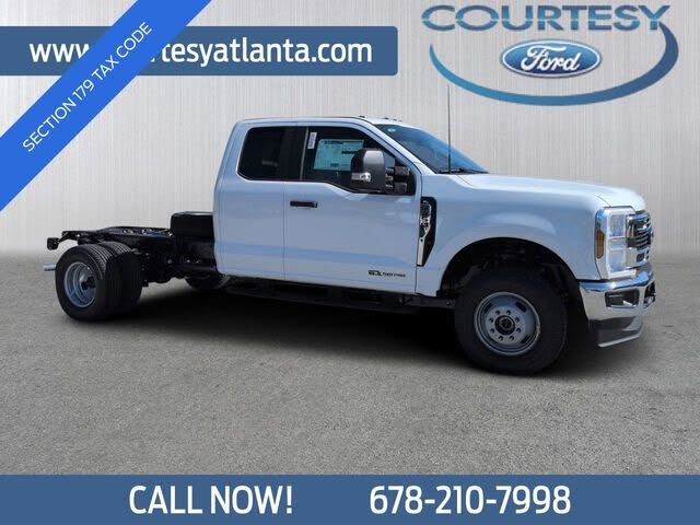 2026 Ford F-350 Super Duty Chassis XL SuperCab DRW 4WD