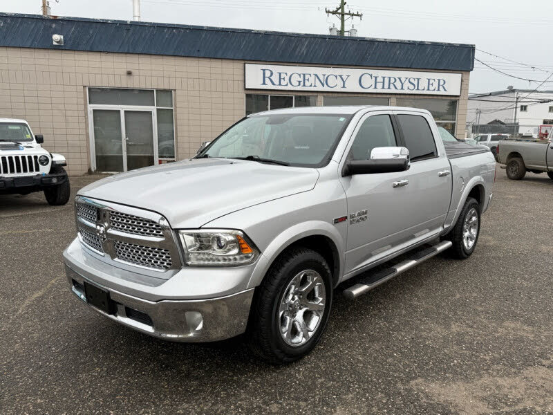 2017 RAM 1500 Laramie Crew Cab 4WD