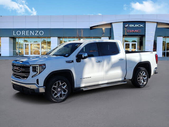 2022 GMC Sierra 1500 SLT Crew Cab 4WD