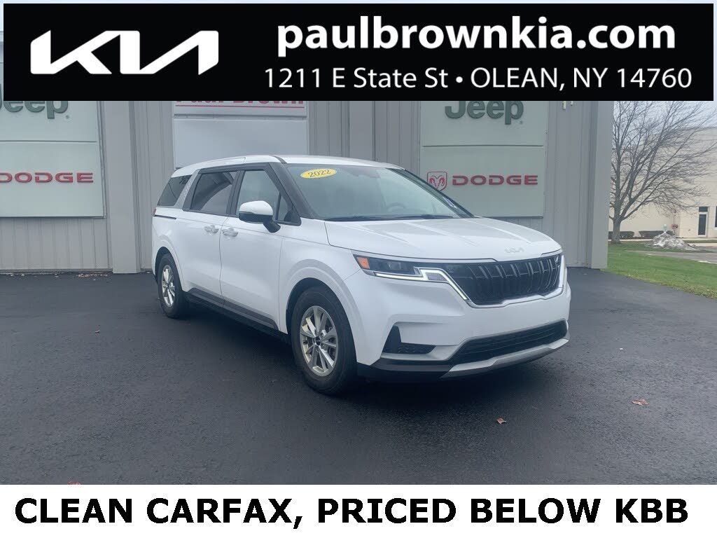 2022 Kia Carnival LX FWD